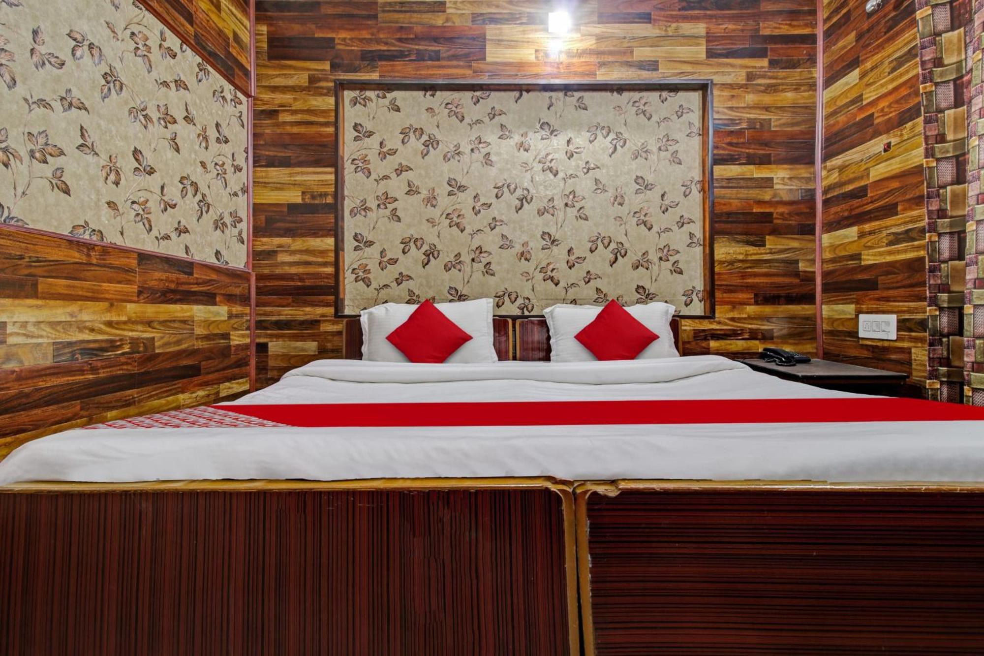 Hotel Ab-I-Hayat Srīnagar Extérieur photo